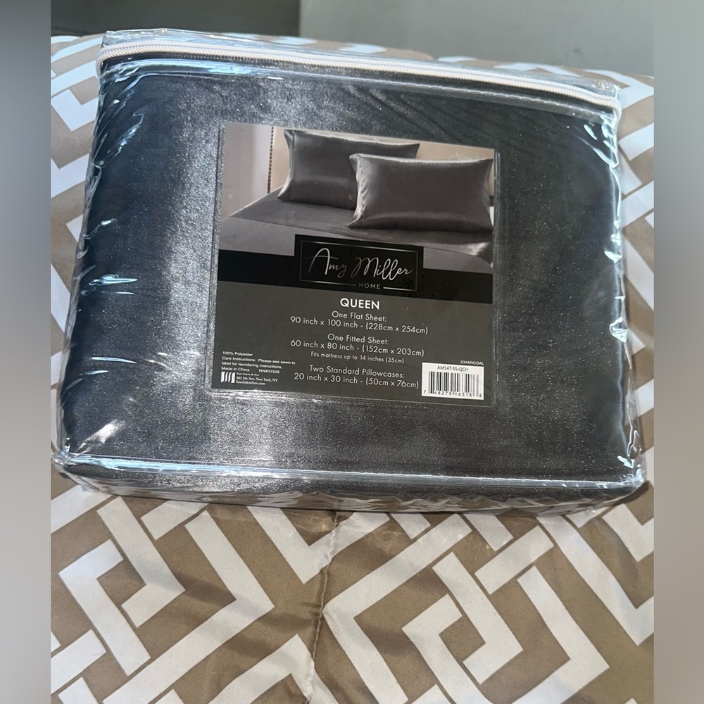 Gray Silk 4 Piece Queen Bed Sheets